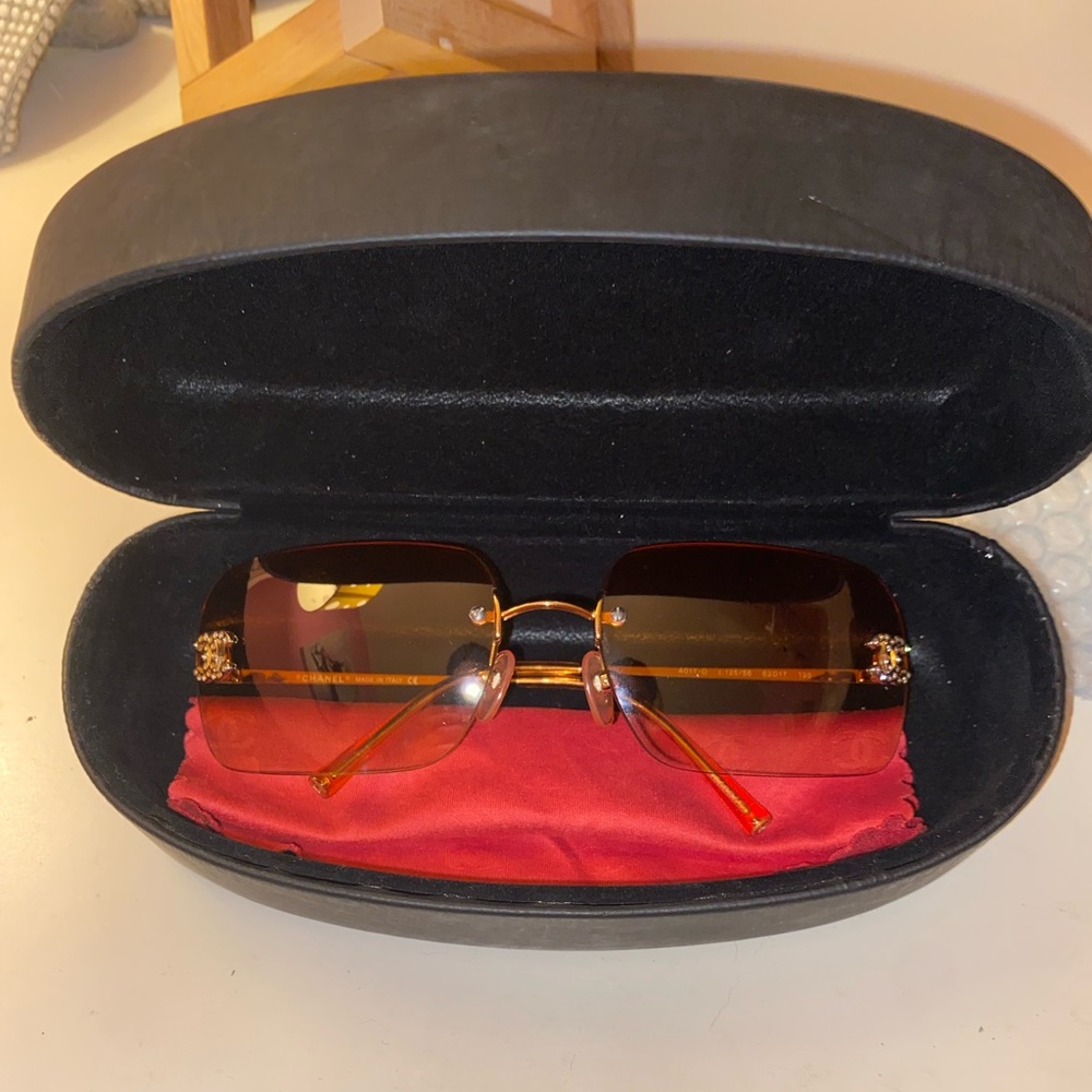 AUTHENTIC Chanel CC 4017-D Rimless Sunglasses